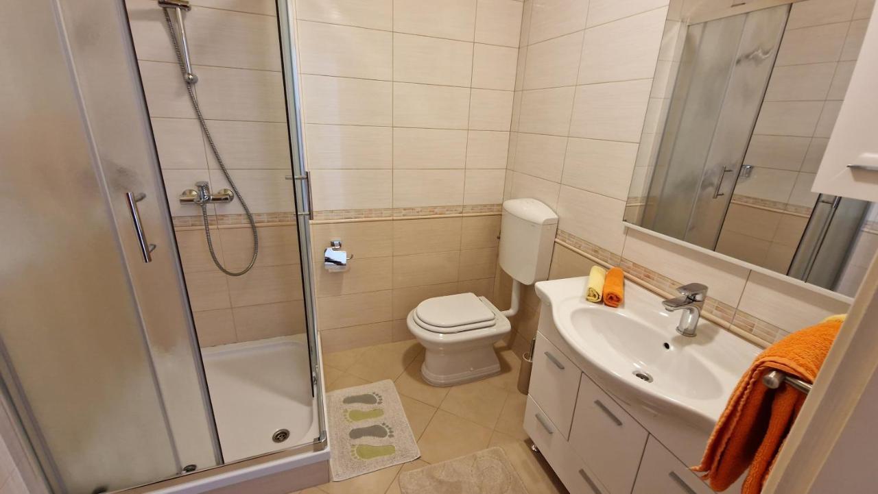 Haus Anica Lejlighed Rab Town Eksteriør billede